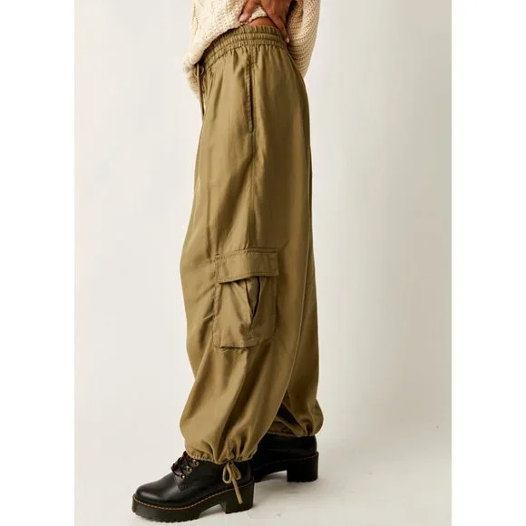 🎉LAST CHANCE🎉 FREE PEOPLE Palash Solid Cargo Pants / Dried Herb - Picture 3 of 6